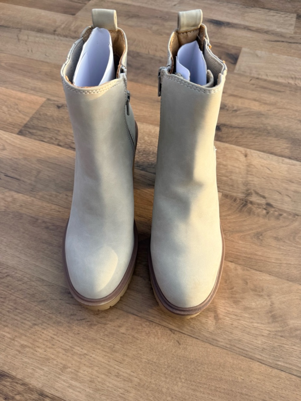 Women's Cream Side-Zip Chelsea Platform Booties